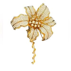 Elegant RARE Runway Large Gold Plated Statement Rhinestone Floral Flower Brooch